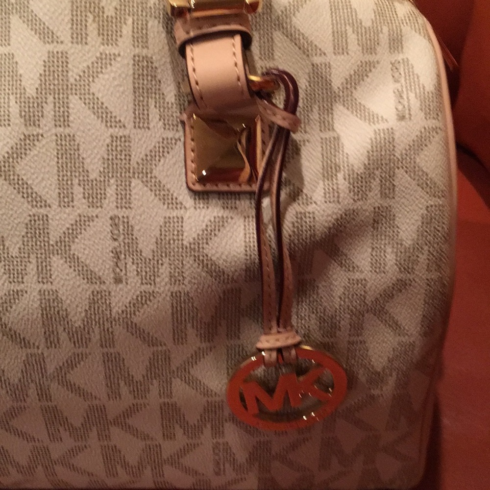 Michael Kor Handbag - Picture 4 of 4